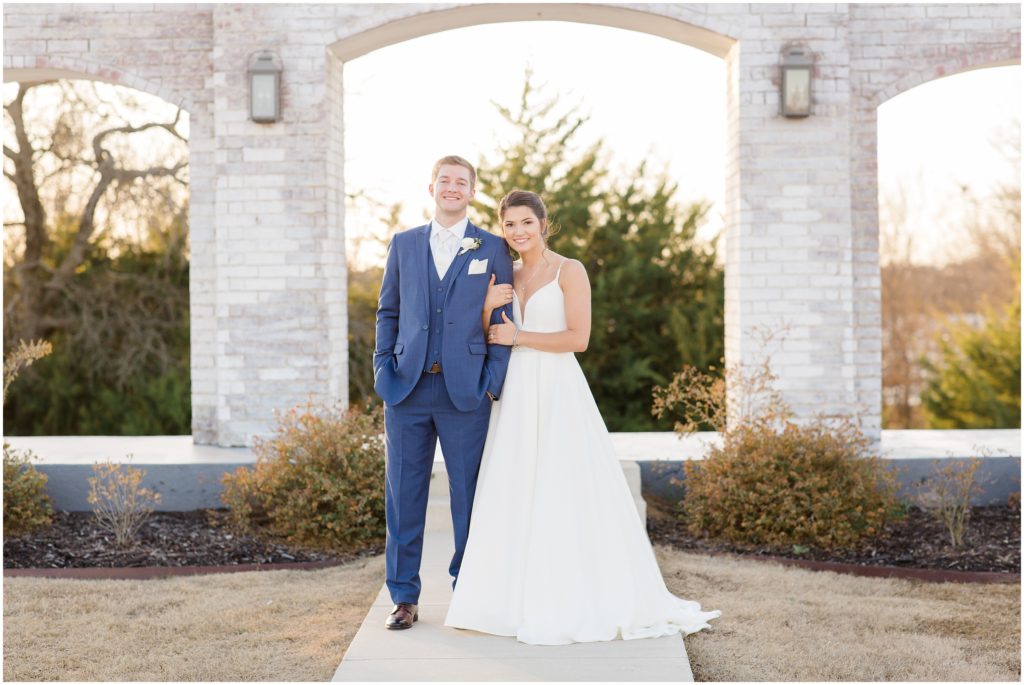 A timeless winter wedding at The Grand Ivory in Leonard, Texas by photographer Courtney Bosworth