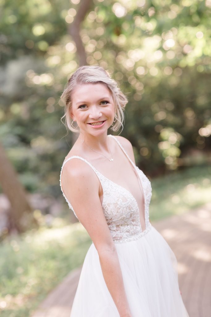 Courtney Bosworth Photography photographs bridal portraits in Dallas
