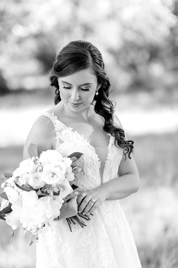 elegant Texas bridal portraits by Courtney Bosworth Photography
