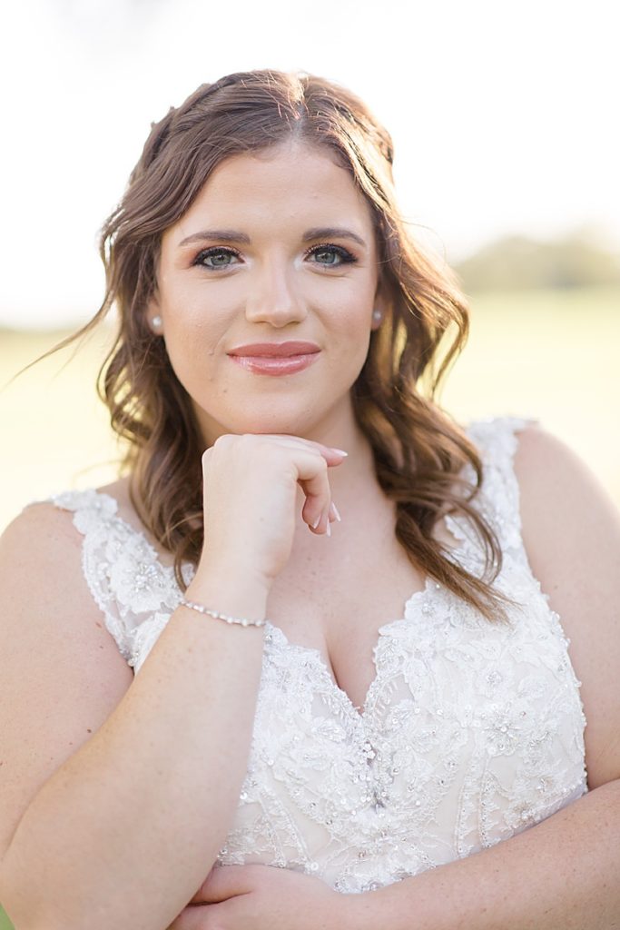 Courtney Bosworth Photography captures classic bridal look for Texas bride