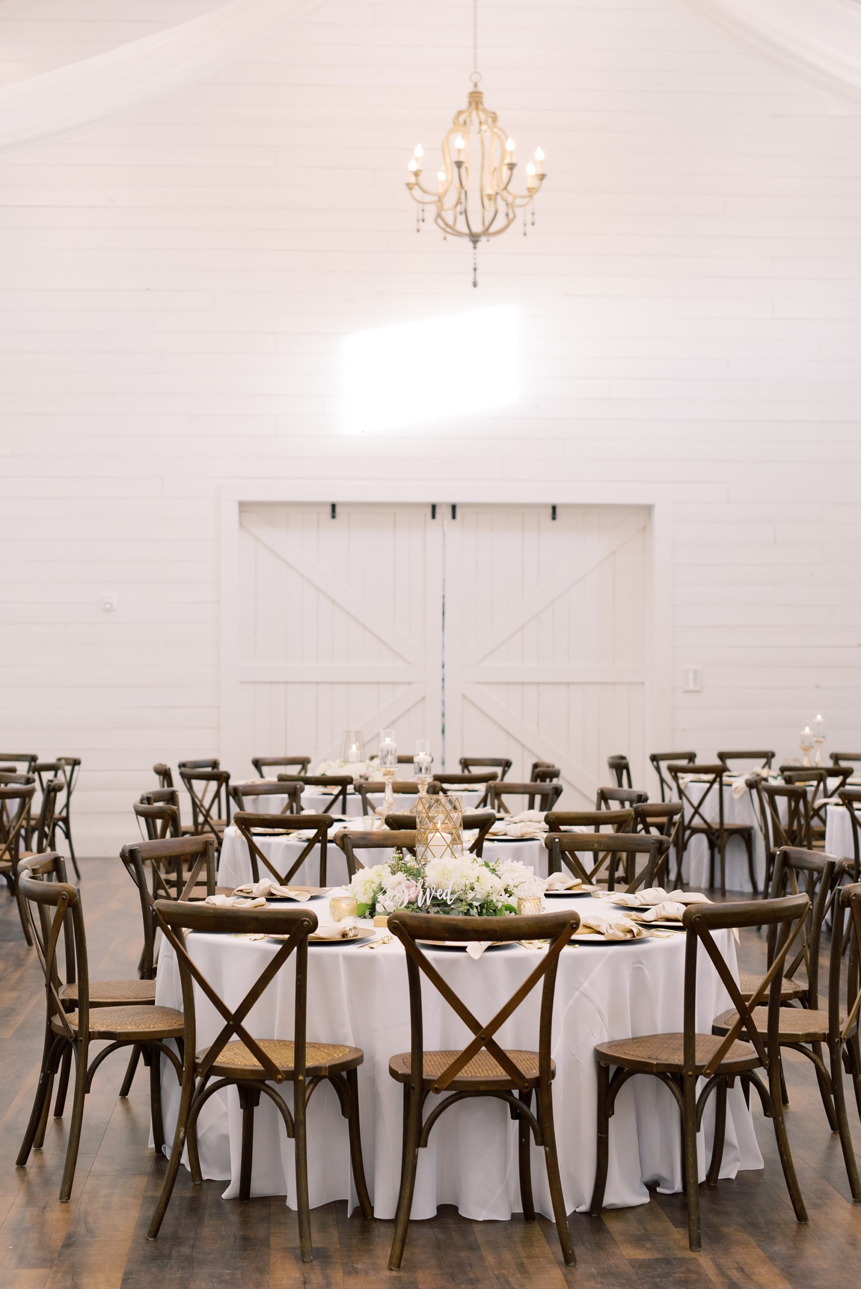 rustic wedding reception details at HighPointe Estate