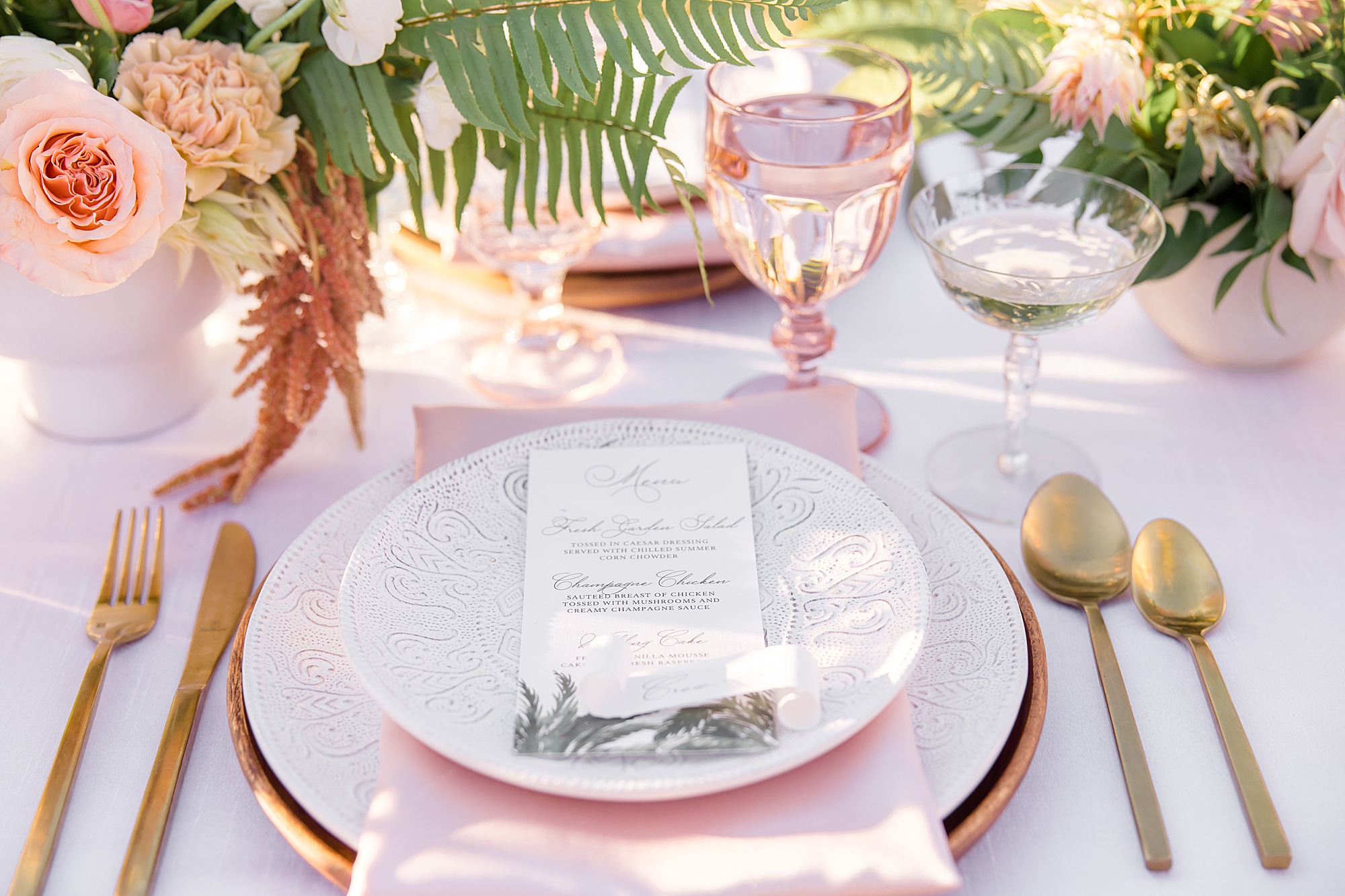 place settings with pastel pink and gold details at Arizona Biltmore 
