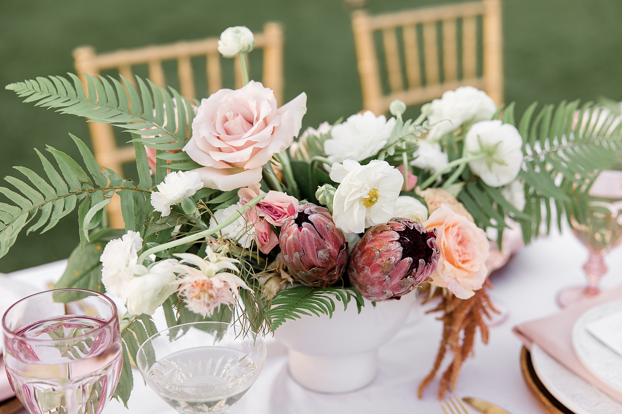floral centerpieces with pink and white flowers 