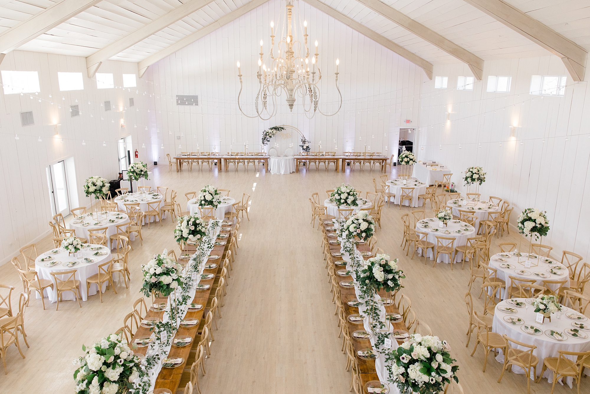 wedding reception with white and green details at  The Grand Ivory